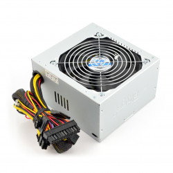 Betreiben Sie das ATX Akyga Basic 500W