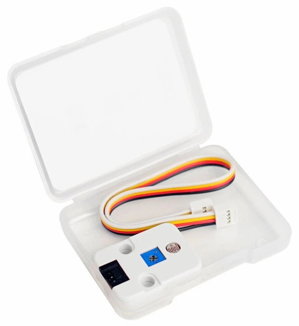 Zur Verbindung des Sensors mit dem Hauptmodul wird ein mit Grove-Steckern abgeschlossenes Verbindungskabel verwendet.