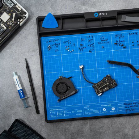 iFixit FixMat - magnetyczna mata serwisowa z tablicą suchościeralną - IF145-491-1