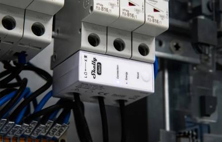 Shelly 3EM-63W Gen3 - jedno / trójfazowy miernik energii WiFi / Bluetooth - przewodowy