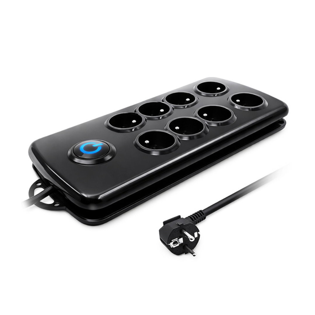 Schwarze Steckdosenleiste - 8 Steckdosen - 2,5 m - Qoltec 50161